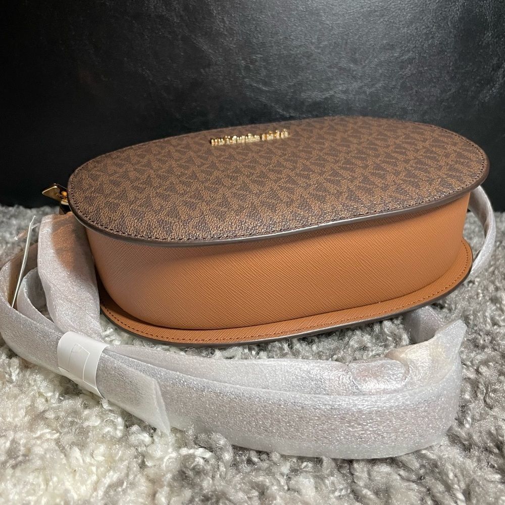 NWT Michael Kors Jet Set Logo Crossbody Bag - Picture 5 of 8